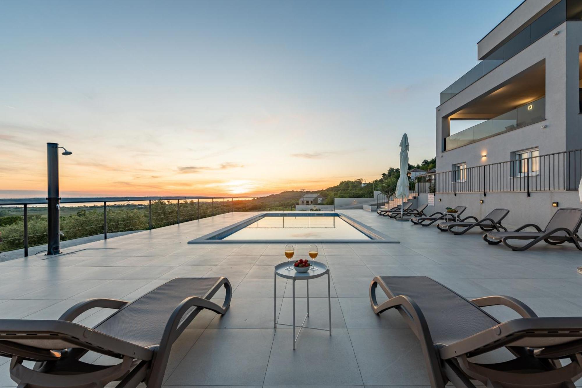 Villa Suton Zadarvillas Podvrsje Екстер'єр фото